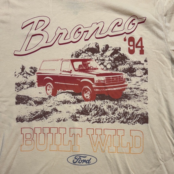 Vintage Ford Bronco '94 Graphic Tee in Yellow, "Built Wild" NWT - Picture 4 of 6